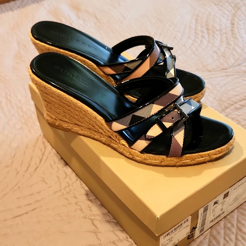 Burberry wedges size Eur 39
